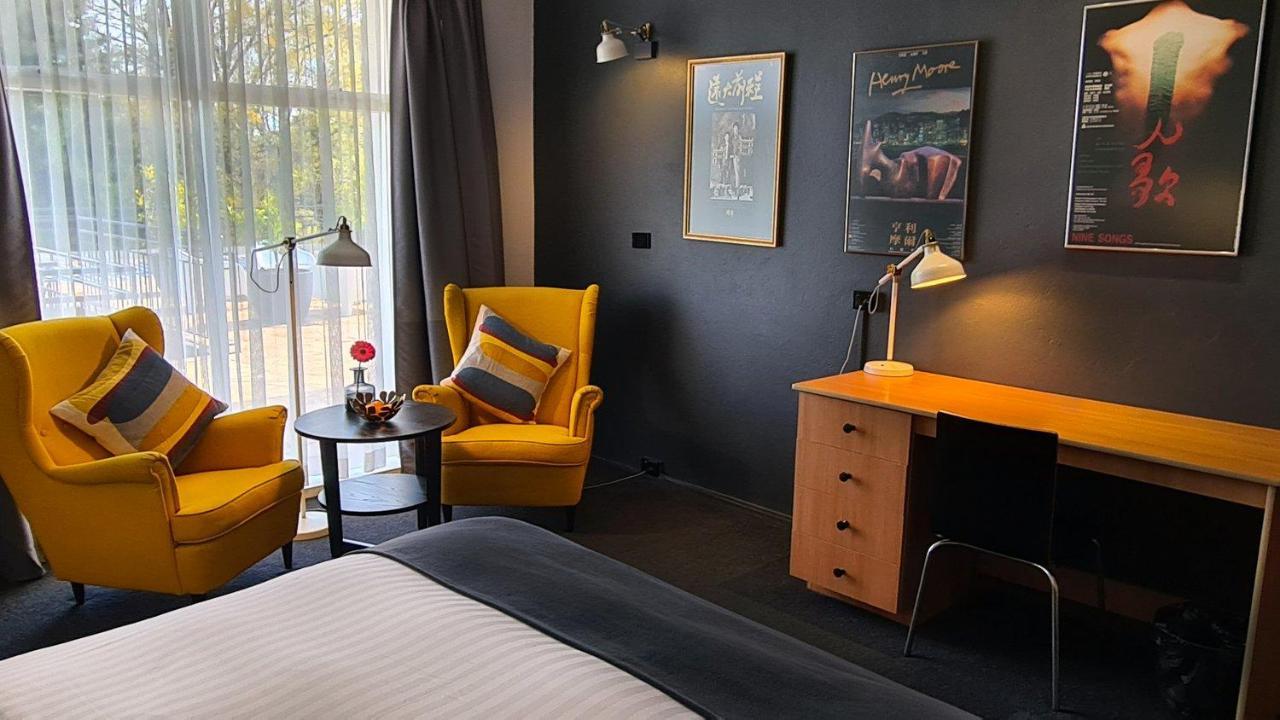 Signature Deluxe King Terrace Room